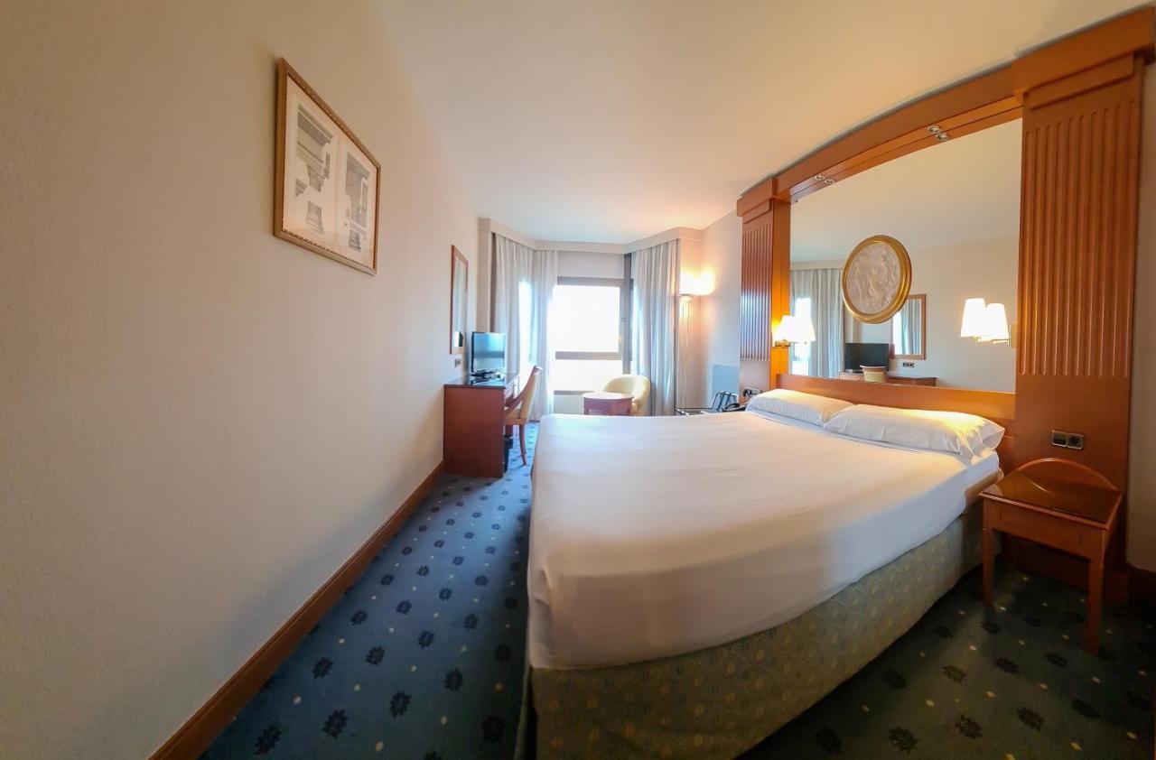 Hotel Los Bracos Logroño Kültér fotó