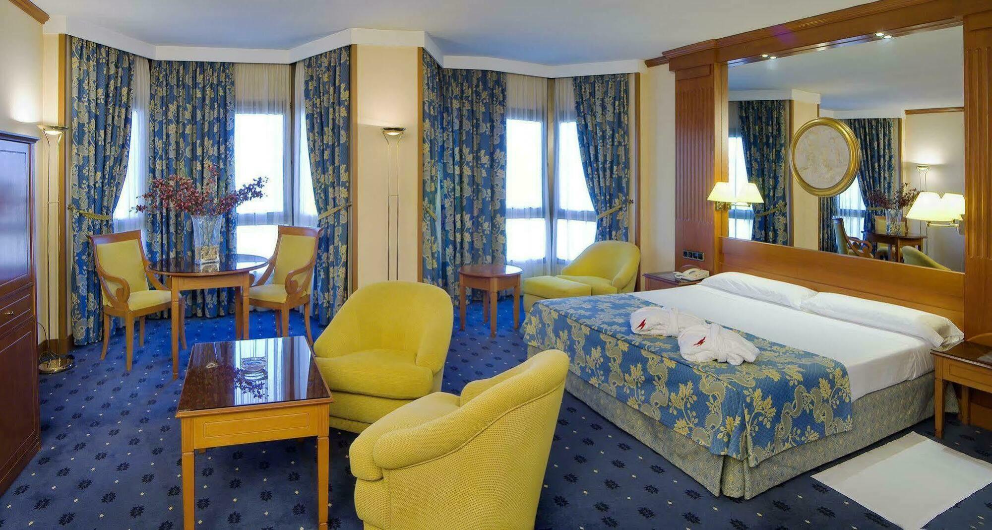 Hotel Los Bracos Logroño Kültér fotó