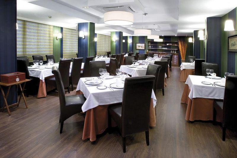 Hotel Los Bracos Logroño Étterem fotó